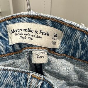 Abercrombie & Fitch Curve Love High Rise Jeans
